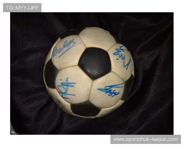 足球球星桌垫价格多少钱一个 市面上不同品牌和款式价格差异解析